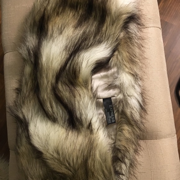 Exspress fur scarf - Picture 3 of 3